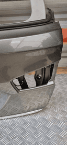 Bmw 5 F11 kombi klapa bagażnika B64 kallistrograu 90 mik 7