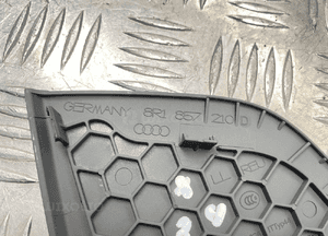 AUDI Q5 KRATKA MASKOWNICA OSŁONA GŁOŚNIKA PRAWY PRZÓD 8R1857210D 6