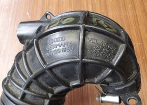 Przewod 8E0129615J Turbo Waz Turbiny Rura Dolot Powietrza VW AUDI 1.9 TDI 2.0 TDI 8E0129615J 8