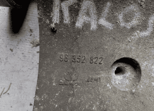 Łapa silnika Daewoo Kalos 96352822 3