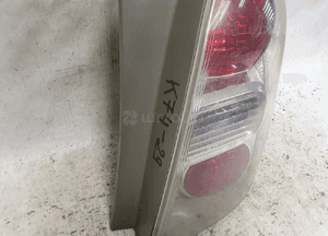 * LAMPA TYLNA PRAWA TYŁ PRAWO TOYOTA COROLLA VERSO II LIFT 3