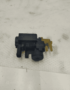 Bmw G20 G30 G11 przetwornik ciśnienia 8589117 1