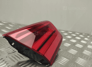 Bmw F20 F21 lampa w klapę bagażnika lewa tył 7359019 7