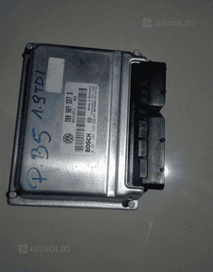 PASSAT B5 KOMPUTER STEROWNIK SILNIKA 3B0907557S