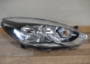 LAMPA PRZEDNIA PRZÓD PRAWA FORD FIESTA MK8 VIII 2017- 2