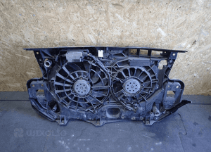 PAS PRZEDNI CHŁODNICE AUDI A6 C6 4F0121251L 5