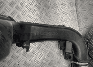 Bmw F36 obudowa filtra powietrza 8573761 8573869 6