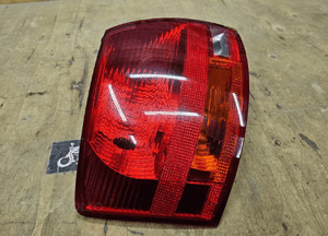 Lampa Lampy Tyl Tylna Prawa Lewa na w Blotnik AUDI A4 B7 Kombi Avant 11