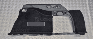 Mercedes W213 boczek bagażnika prawy A2136906403 1