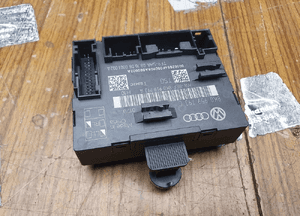 Komputer 8K0959793 C A H D 8K0959792 C A H D 8K0959795 A C 8K0959794 A Sterownik Modul Szyb Szyby Drzwi Audi A4 B8 A5 8T 9
