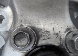 ZWROTNICA PIASTA LEWY PRZÓD LEXUS GS III 450H 3