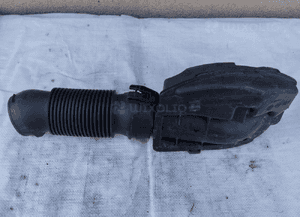 RURA REZONATOR POWIETRZA PEUGEOT 208 DS3 1.4 VTI 9683340180 9684577280 2