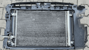 VW Passat B8 1.6 TDI pas przedni wzmocnienie przód chłodnica wentylator 3G0805588L 4