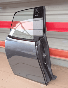 Bmw I3 lci drzwi prawy tył tylne C2V 7