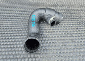 Przewod 8E0145832D 8E0145838G 8E0145834F Rura Powietrza Kolanko Waz Intercooler 1.8 T Audi A4 B6 B7 23