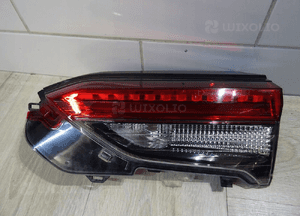 TOYOTA RAV4 V - lampa prawa tył tylna 81580-42151 LLU 1