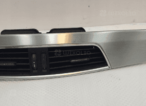Mercedes W204 dekory listwy 6