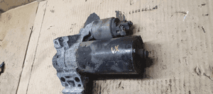 Rozrusznik starter silnika BMW X1 E84 Lift 2.0D 8506657 0001148010 5