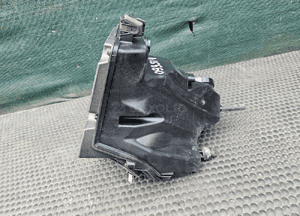 Obudowa Filtra 8K0133835B 8K0133837B 8K0133843D Powietrza Pokrywa Filtr Oslona 2.7 3.0 TDI Audi A4 B8 A5 Q5 11