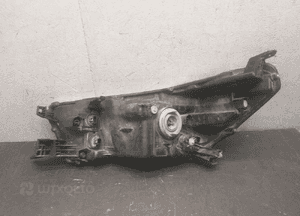 LAMPA PRZÓD PRAWA TOYOTA HILUX VIII 8 7