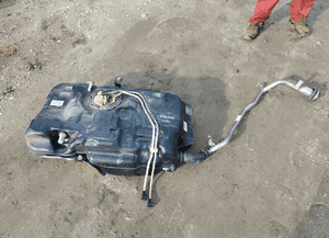 MERCEDES ZBIORNIK PALIWA A246702701 3