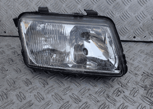 LAMPA PRAWY PRZOD AUDI A3 8L EUROPA RADOM 1