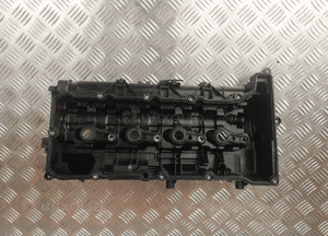 Bmw mini pokrywa zaworów N47 7823180 3