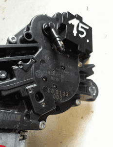 SILNICZEK WYCIERACZKI TYŁ FORD / VOLVO nr 3M51-R17K441-AF / 0390201875 5