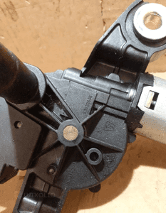 Vw passat b6 silniczek wycieraczki tyl tylni 3C99.55.711A vw nrc30 5