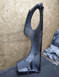 Błotnik przód prawy aston martin vantage V8 V12 05 4