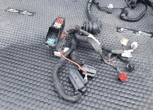 Wiazka 8E1971072NT Instalacja Silnika 1.9 TDI AVF 130KM Europa Automat Audi A4 B6 19