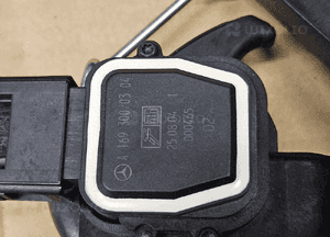 Mercedes W169 A pedał potencjometr gazu A 1693000304 1693000104 3