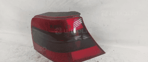 . TYL TYLNA LAMPA PRAWA VOLKSWAGEN GOLF 4 HB 2
