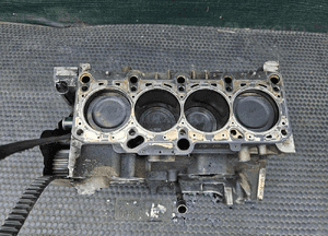 Blok Tloki Korbowody Wal Dół Silnika Cylindry Mocowanie Wału Panewki 2.0 ALT 20V Audi A4 B6 A6 C5 VW 21
