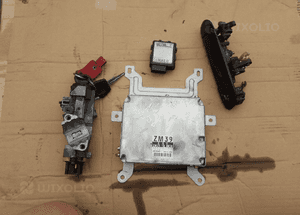 Mazda 323 323f 00-03 Komputer Sterownik 1.6 ZM39 4