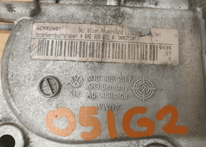 Obudowa Oslona Pokrywa Rozrzadu Podstawa Filtra Oleju 1.6 FSI VW Audi 16