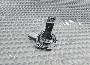 Czujnik 03C907660 H M Sensor Poziomu Stanu Oleju Silnika Audi A4 B8 VW Skoda Seat 28