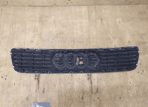 Atrapa Atrapka Gril 8D0853651E 8D0853651J Maski Ramka Chrom Znaczek AUDI A4 B5 27