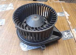 Wentylator Dmuchawa 8E1820021 A B E Nawiewu Nagrzewnicy VALEO EU AUDI A4 B6 B7 34