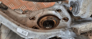 Audi Q5 zwrotnica amortyzator prawy prawa przód 4G0407242C 8K0407696H 12