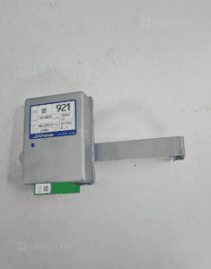 Sterownik silnika komputer moduł Mitsubishi CARISMA COLT MR420921 1