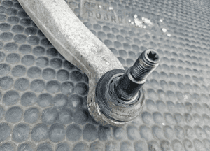 Wahacz 8K0407696 E Przod Przedni Prawy Banan Duzy Zawieszenie Sworzen Audi A4 B8 A5 8T Q5 A6 19