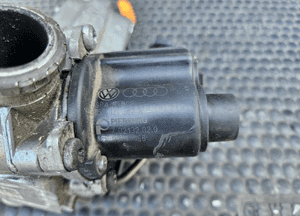 Chlodniczka 059131515R 059131502B 059906088P Chlodnica Spalin Zawor EGR Czujnik Diesel 2.7 3.0 V6 Audi A4 B8 A5 A6 C6 VW 13