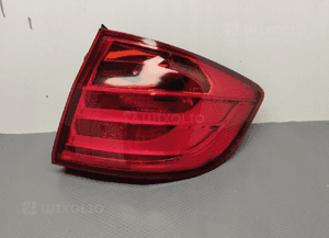 BMW F31 LAMPA W BŁOTNIK PRAWY TYŁ 7372788 5