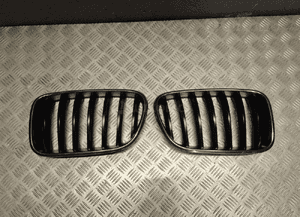 Bmw X3 F25 atrapa grill nerki komplet lewa prawa 7210726 7210725 2