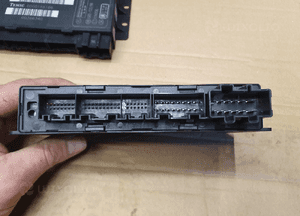 Moduł 8E0959433CA Sterownik Komputer Komfortu Audi A4 B7 Europa 3