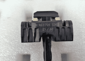 MERCEDES-BENZ G-CLASS W463 Ogranicznik Drzwi A4637205902 2