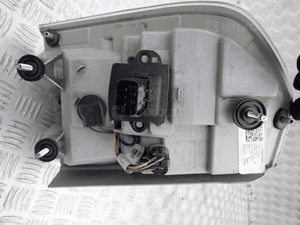 LAMPA PRAWY TYŁ CHRYSLER 300C 3