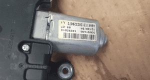 Opel Astra IV J HB 5D Silniczek wycieraczki tył tylnej klapy bagażnika 4