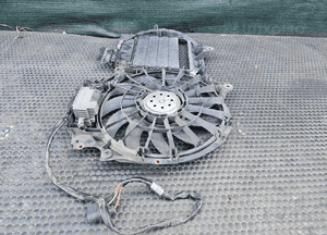 Obudowa Wentylator Wiatrak Chlodnicy Modul Sterownik Wentylatora 2.0 ALT FSI AUDI A4 B6 13